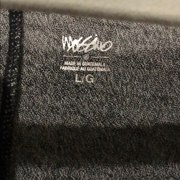 Mossimo long sleeve shirt - Picture 2 of 5